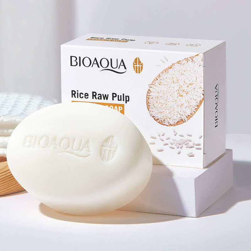 BIOAQUA 白米生パルプフェイシャルソープ洗顔フォーム洗 - Salicylic Acid Cleanser のレビューと価格